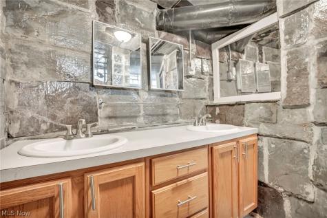 30213 Robert Street Wickliffe OH 44092