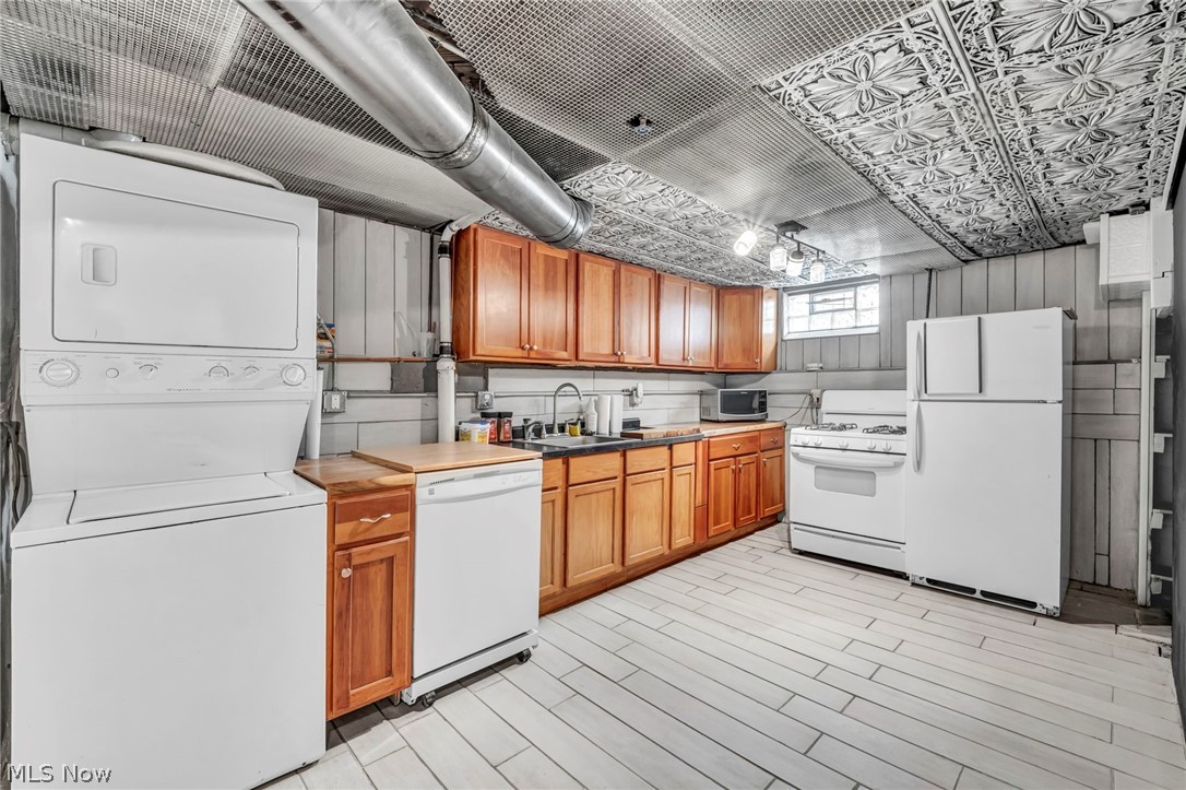 30213 Robert Street Wickliffe OH 44092