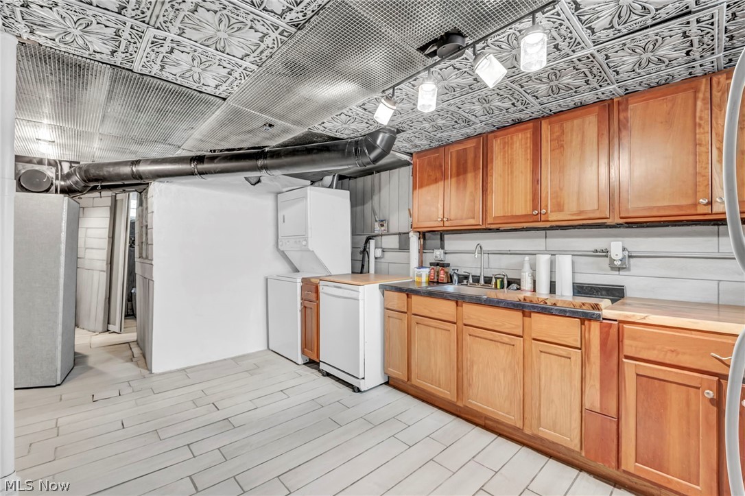 30213 Robert Street Wickliffe OH 44092