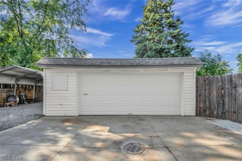 30213 Robert Street Wickliffe OH 44092