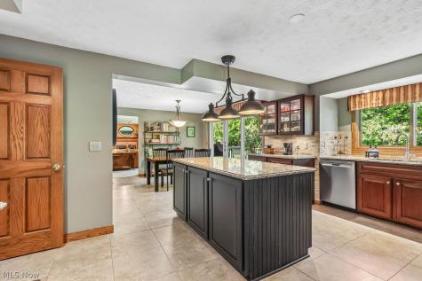 7307 Thornapple Lane Solon OH 44139
