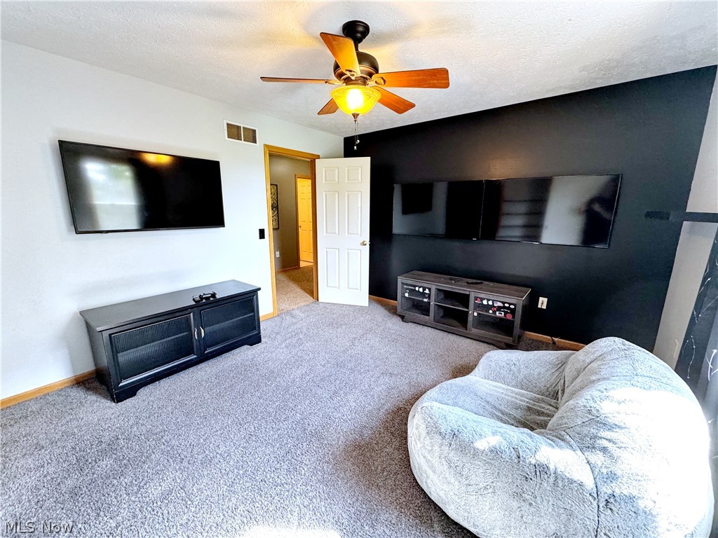 25137 Crosstie Trail Columbia Station OH 44028