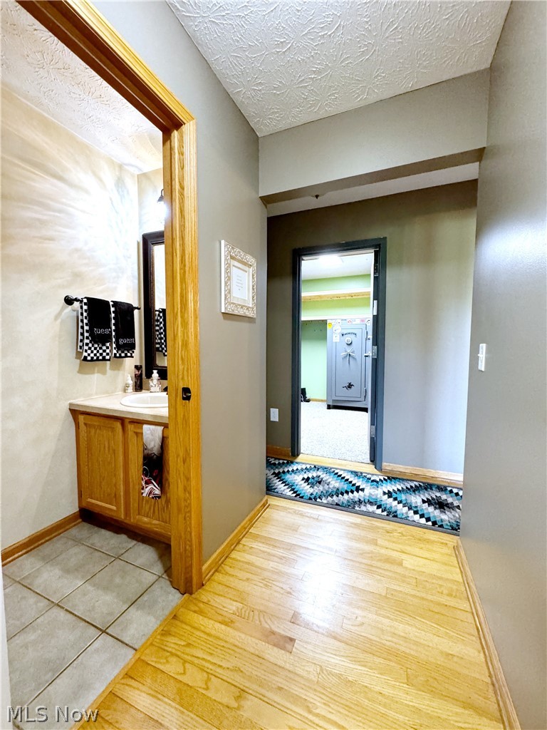 25137 Crosstie Trail Columbia Station OH 44028