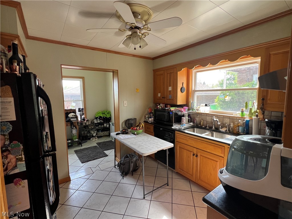226 Dover Road NE Sugarcreek OH 44681
