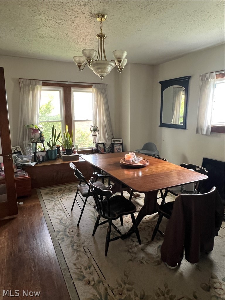 226 Dover Road NE Sugarcreek OH 44681