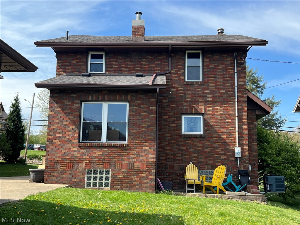 226 Dover Road NE Sugarcreek OH 44681