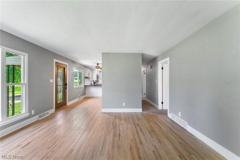 2435 Canfield Road Youngstown OH 44511