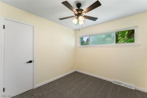 2435 Canfield Road Youngstown OH 44511
