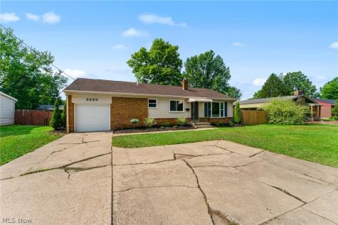 2435 Canfield Road Youngstown OH 44511