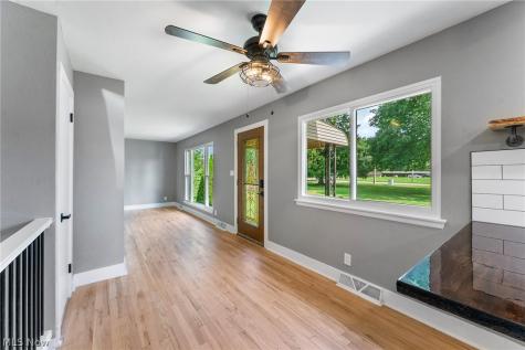 2435 Canfield Road Youngstown OH 44511