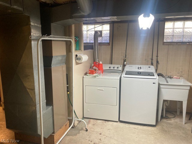3902 Niles Carver Mineral Ridge OH 44440