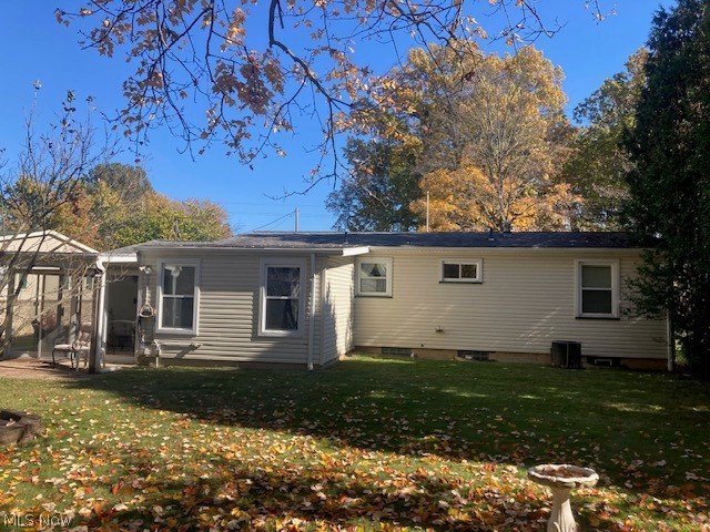 3902 Niles Carver Mineral Ridge OH 44440
