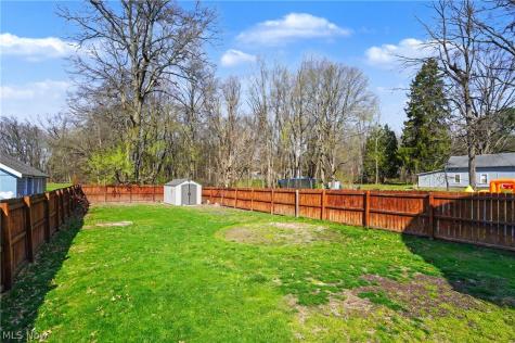 519 Day Street Ravenna OH 44266
