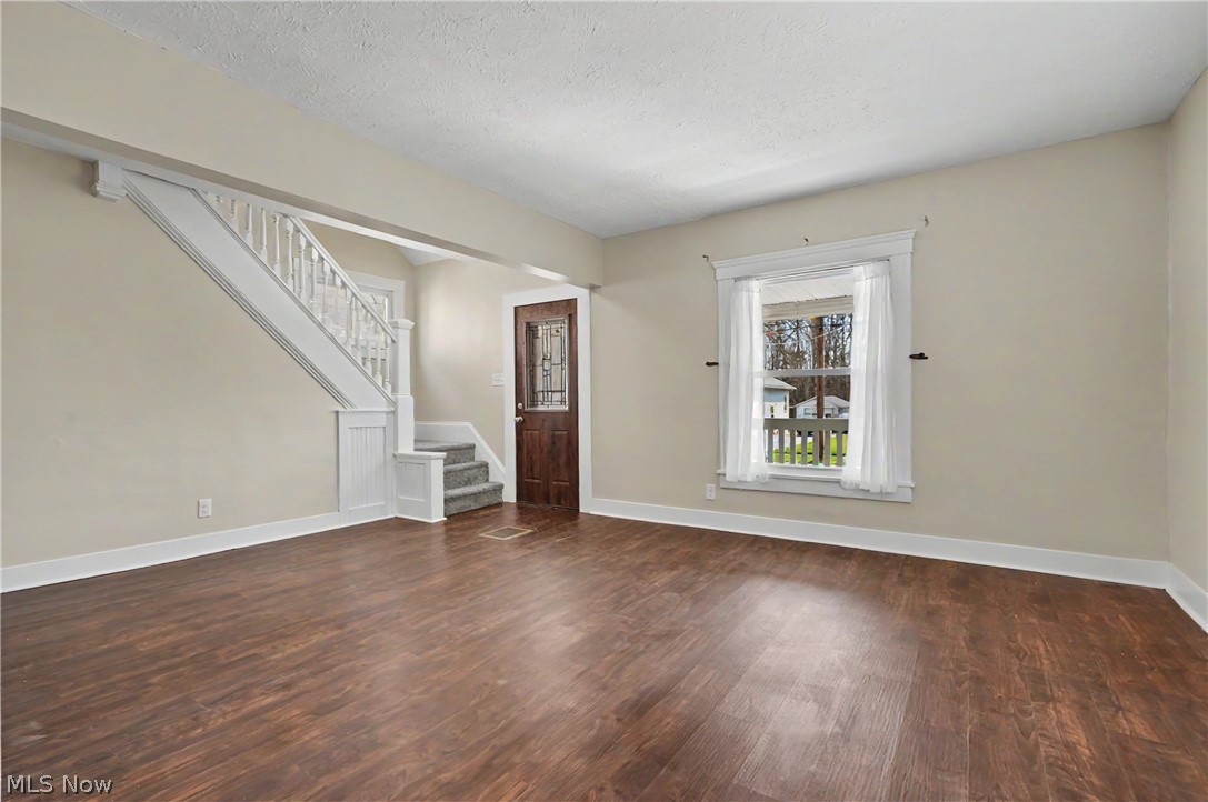 519 Day Street Ravenna OH 44266