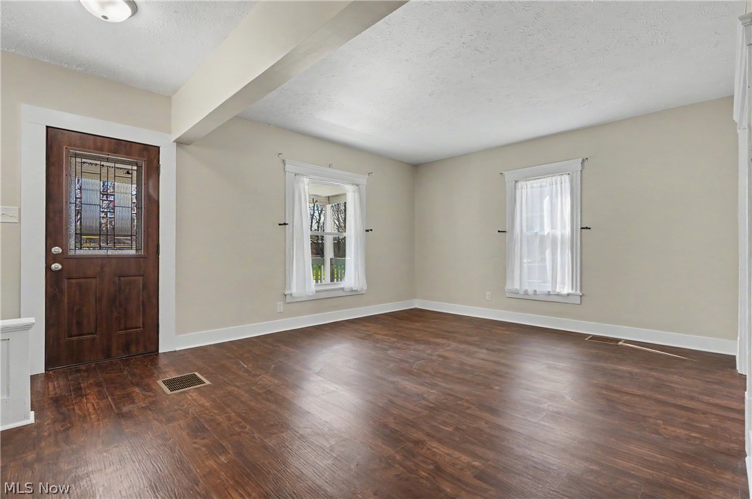 519 Day Street Ravenna OH 44266