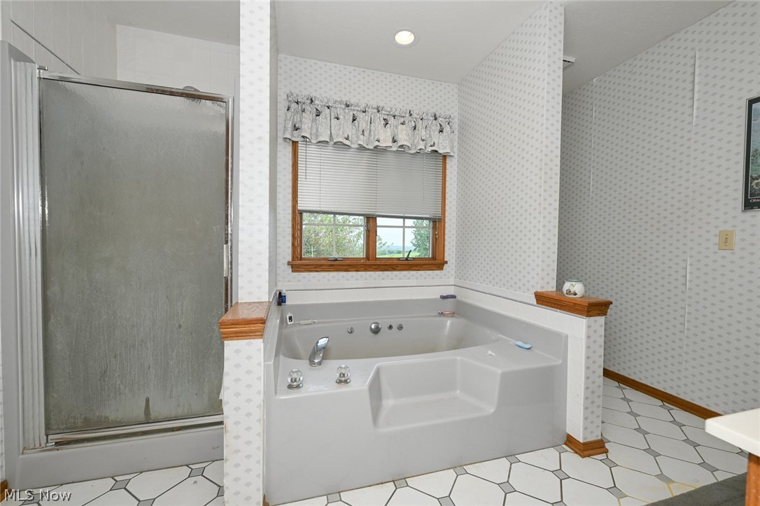 4429 Deerfield Avenue NW North Lawrence OH 44666
