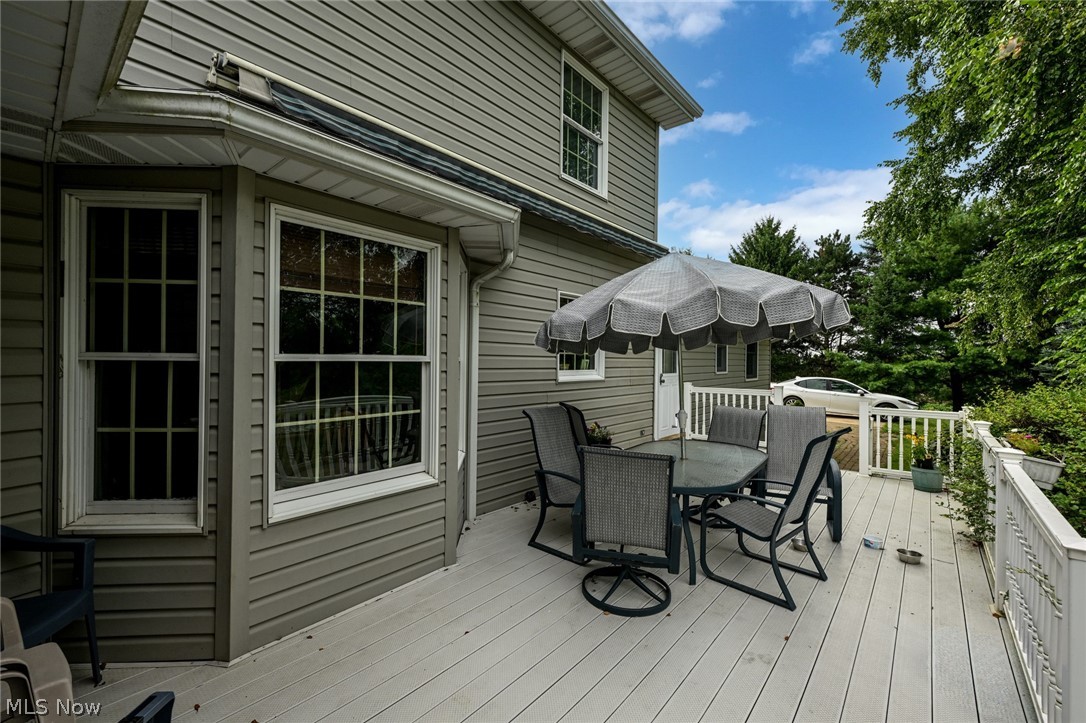 4429 Deerfield Avenue NW North Lawrence OH 44666
