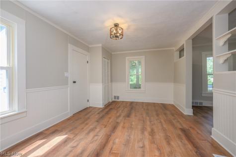 1718 Ferndale Road NW Canton OH 44709