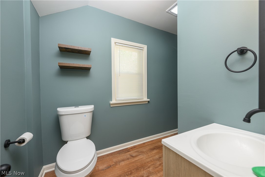 1718 Ferndale Road NW Canton OH 44709