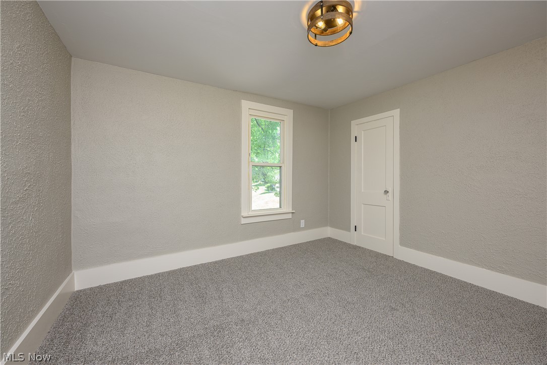 1718 Ferndale Road NW Canton OH 44709