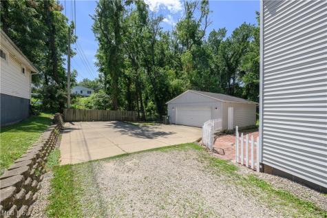 1718 Ferndale Road NW Canton OH 44709