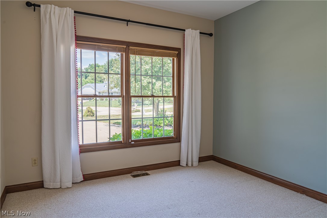 125 Pin Oak Trail Seville OH 44273