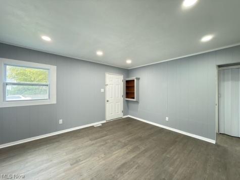 14208 Clifford Avenue Cleveland OH 44135