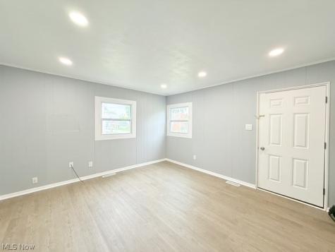 14208 Clifford Avenue Cleveland OH 44135