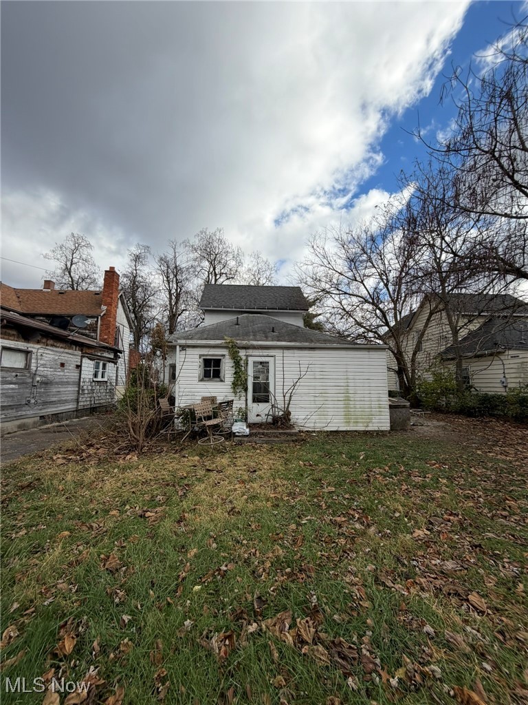 1021 N Mcdonel Street Lima OH 45801