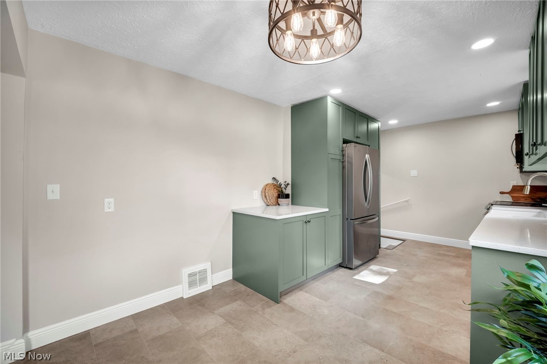 2721 E River Road Newton Falls OH 44444