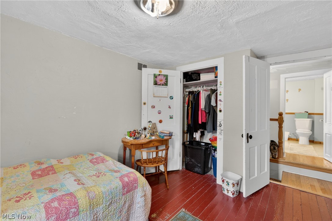 104 Court Street Canfield OH 44406