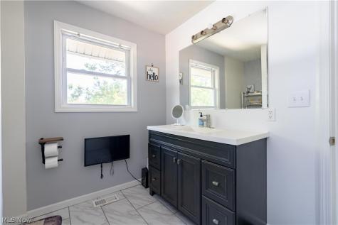 2107 31st Street NW Canton OH 44709