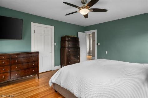 1446 Elbur Avenue Lakewood OH 44107