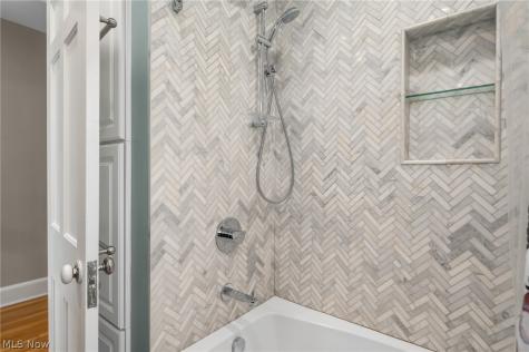 1446 Elbur Avenue Lakewood OH 44107