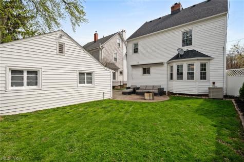 1446 Elbur Avenue Lakewood OH 44107