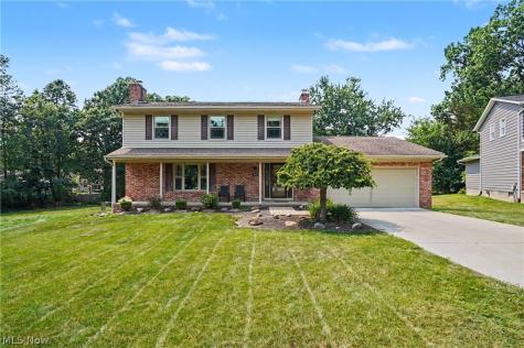 4502 Country Club Lane Stow OH 44224