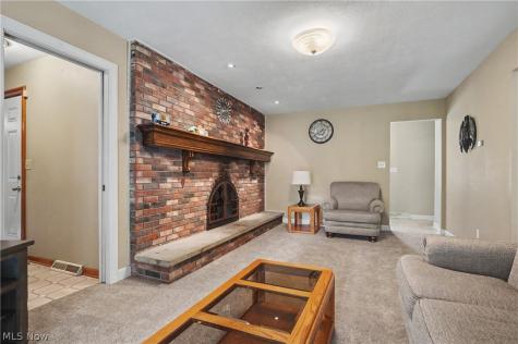 4502 Country Club Lane Stow OH 44224