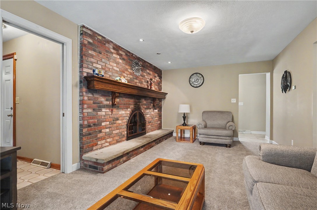 4502 Country Club Lane Stow OH 44224