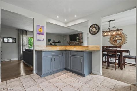 4502 Country Club Lane Stow OH 44224