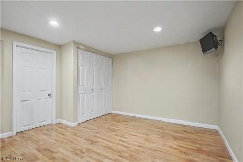 4502 Country Club Lane Stow OH 44224
