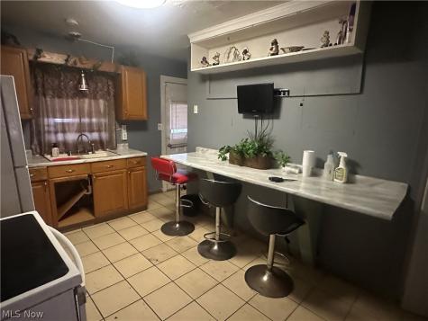 17015 Palda Drive Cleveland OH 44128