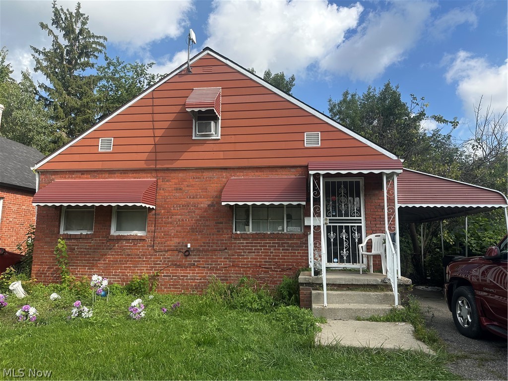 17015 Palda Drive Cleveland OH 44128