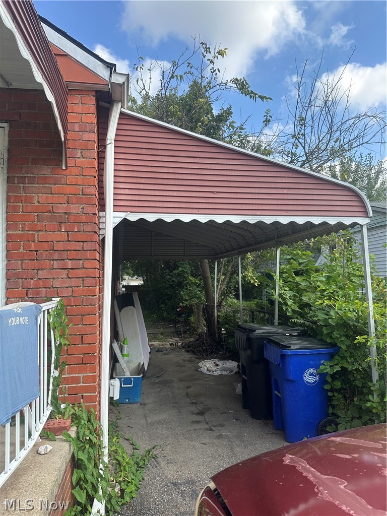 17015 Palda Drive Cleveland OH 44128