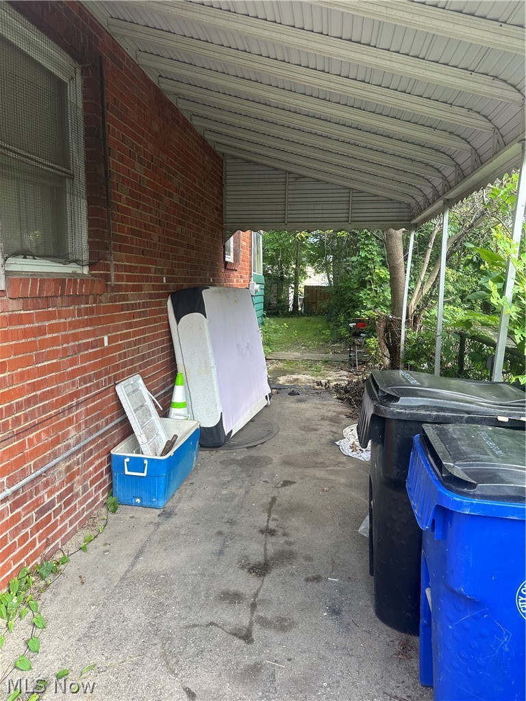 17015 Palda Drive Cleveland OH 44128