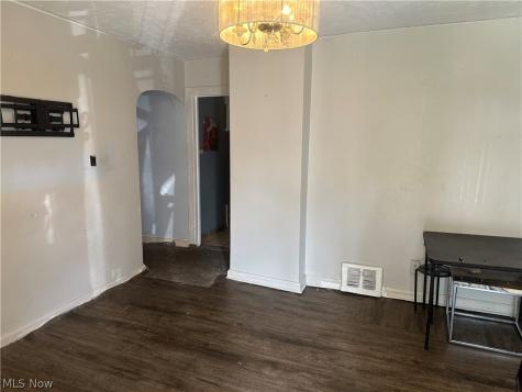 17015 Palda Drive Cleveland OH 44128