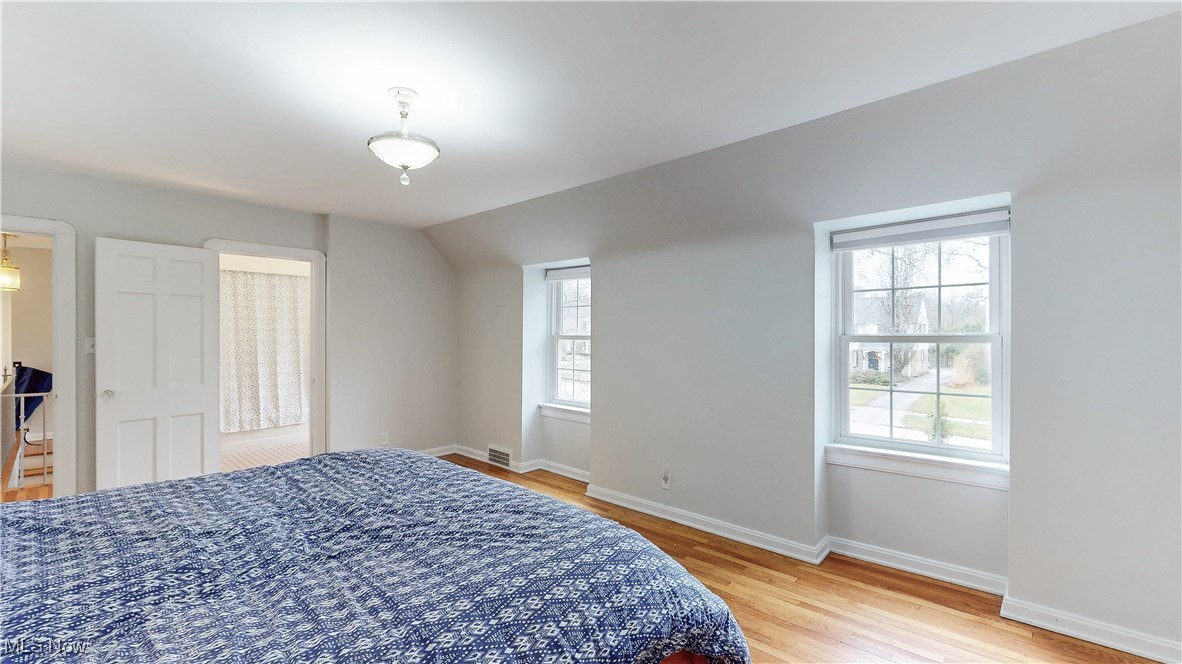 22449 Calverton Road Shaker Heights OH 44122