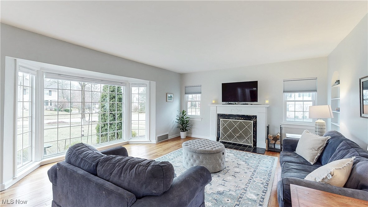 22449 Calverton Road Shaker Heights OH 44122