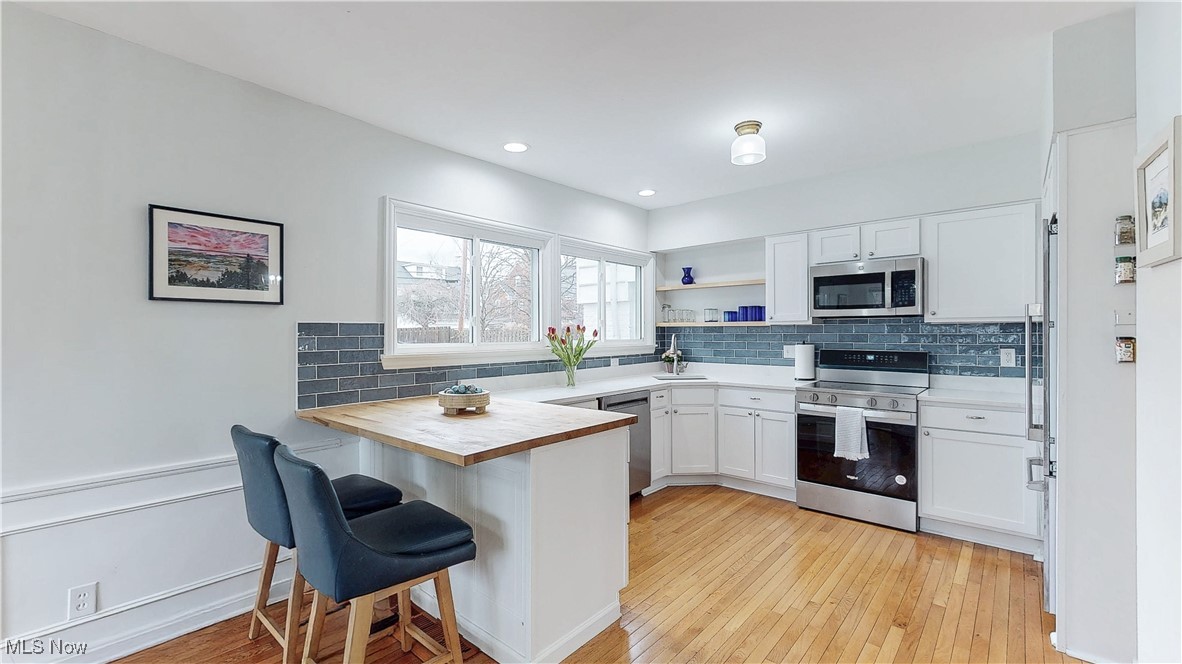 22449 Calverton Road Shaker Heights OH 44122