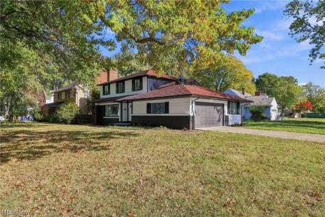 2131 Newbury Drive Cleveland OH 44112