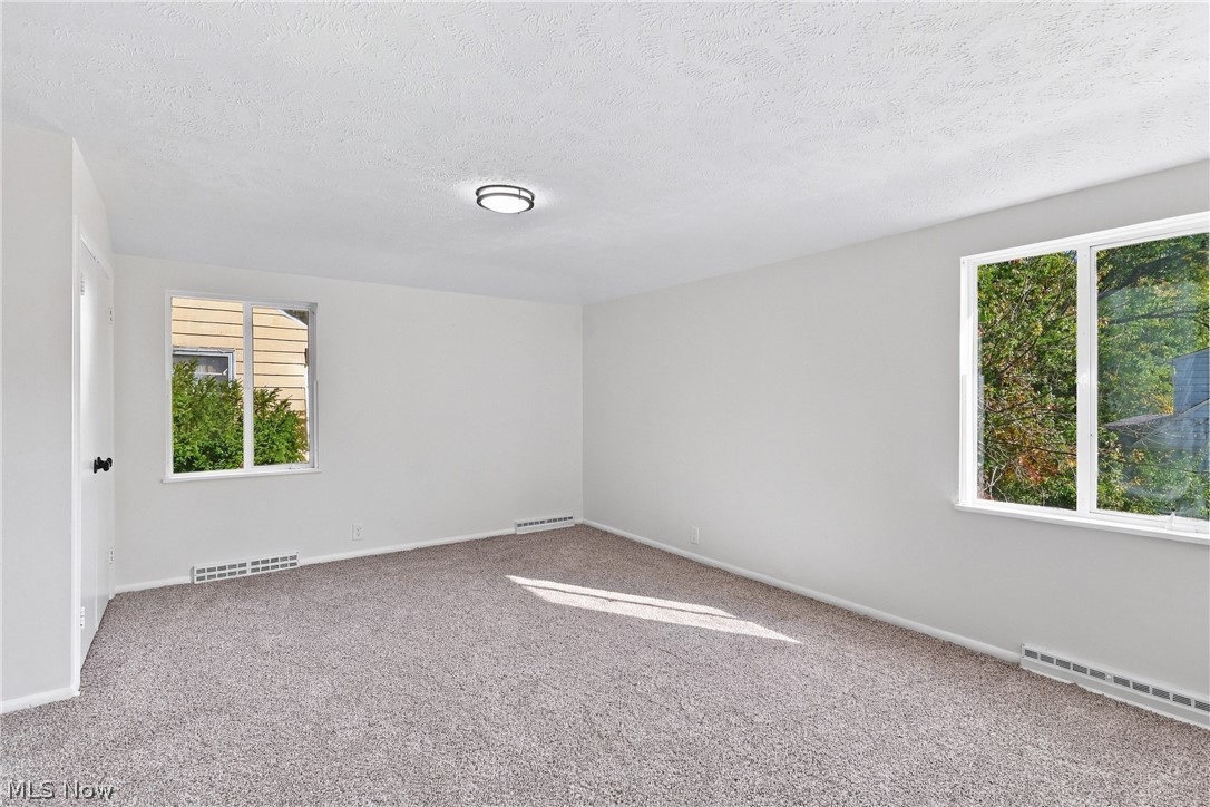 2131 Newbury Drive Cleveland OH 44112